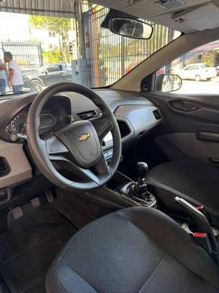 CHEVROLET ONIX 1.0 MPFI LS 8V FLEX 4P MANUAL CHEVROLET ONIX 1.0 MPFI LS 8V FLEX 4P MANUAL